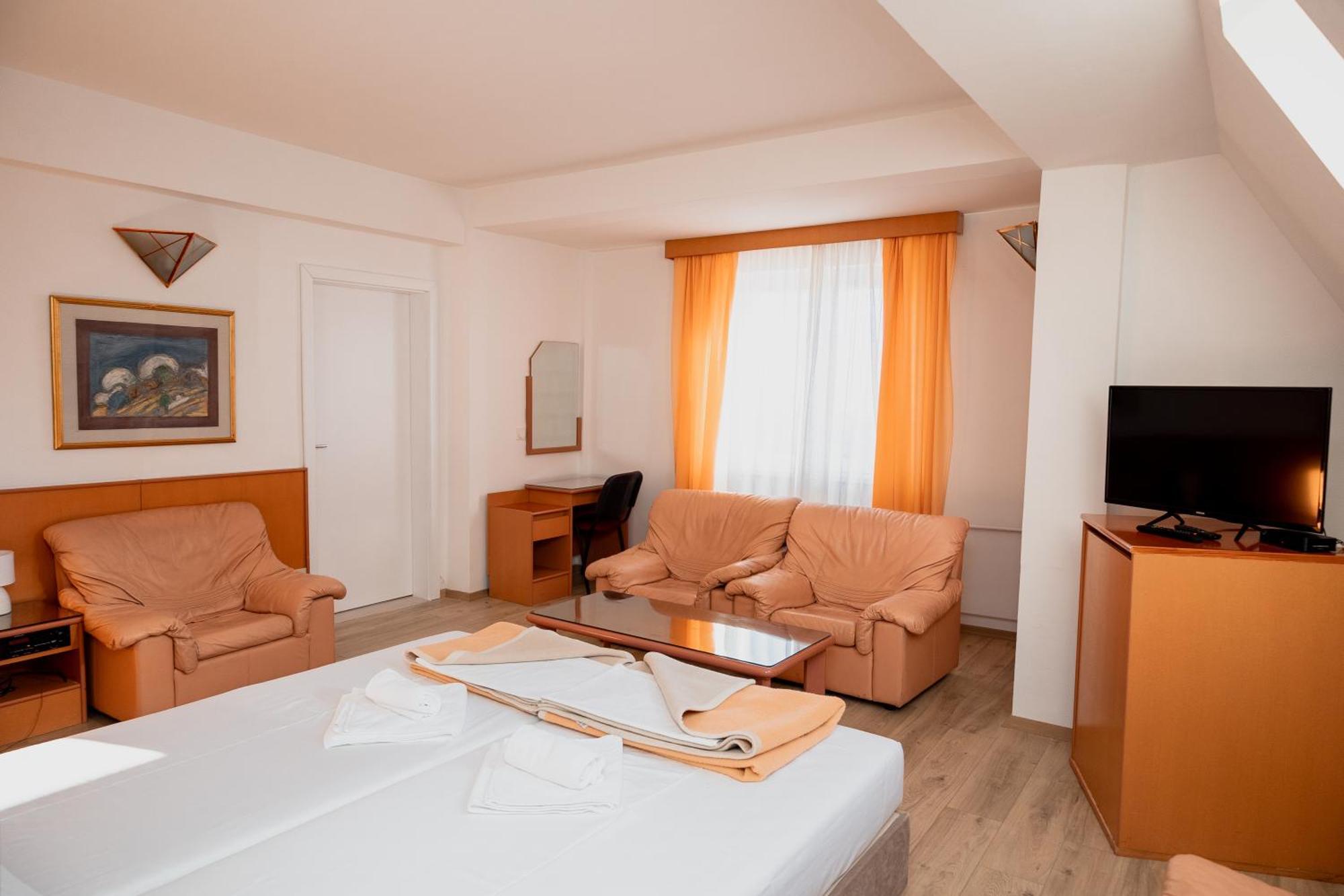 Hotel Molika Magarevo Eksteriør billede